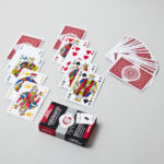 Étui du jeu de cartes bridge symétrie rouge